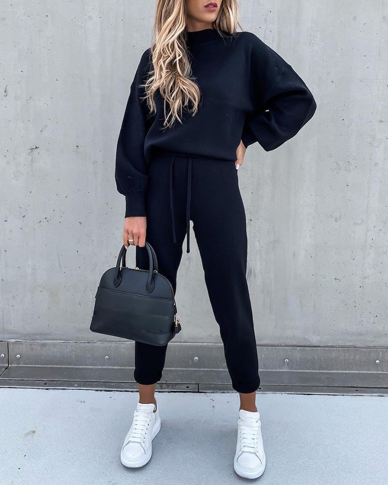 Ensemble maille bleu nuit, pull col montant et pantalon