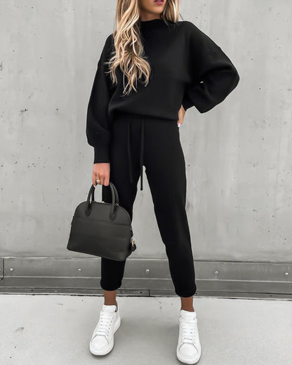 Ensemble maille noir, pull col montant et pantalon
